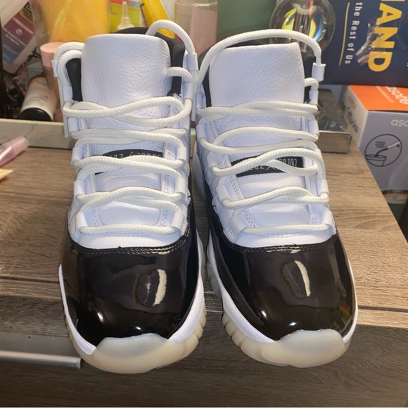 never worn - Picture 5 of 5